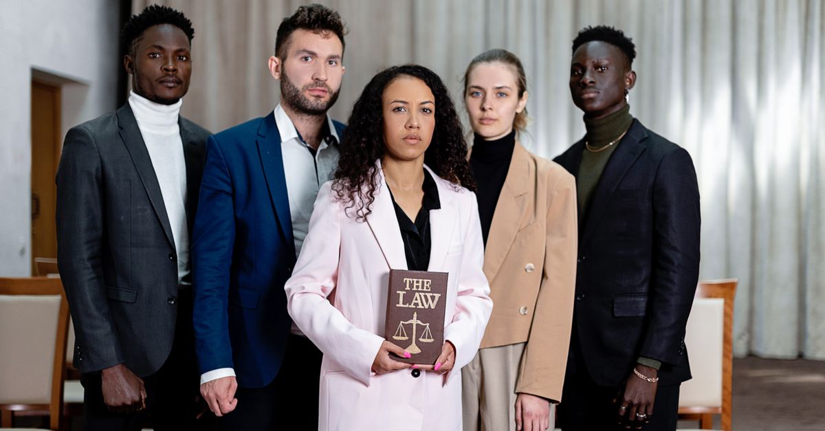 alur law est un cabinet juridique spécialisé offrant des conseils et services personnalisés pour répondre à vos besoins légaux avec expertise et confiance.
