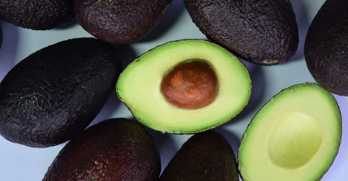 découvrez tout sur l'avocat : ses bienfaits pour la santé, ses recettes délicieuses et ses astuces de conservation.