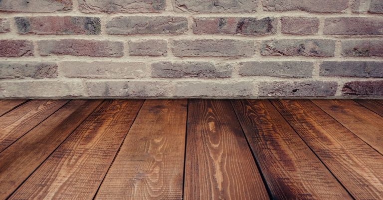 découvrez comment illuminer votre parquet en bois sans avoir à poncer, grâce à des astuces simples et efficaces pour raviver son éclat naturellement.