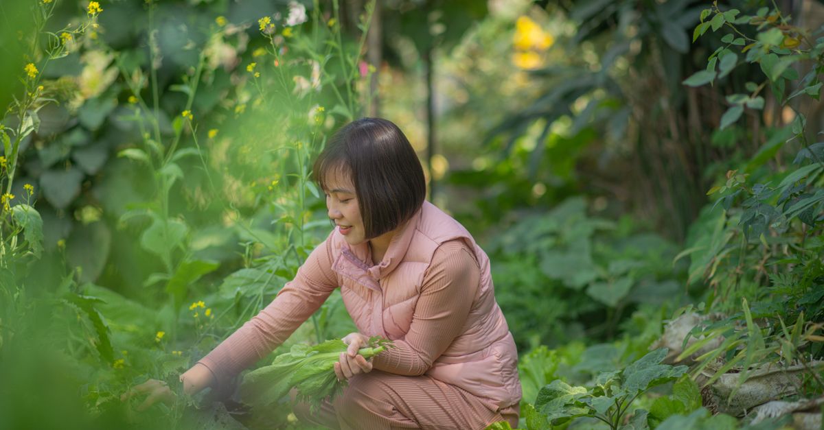 découvrez comment le jardinage peut améliorer votre santé physique et mentale grâce à nos conseils et astuces.