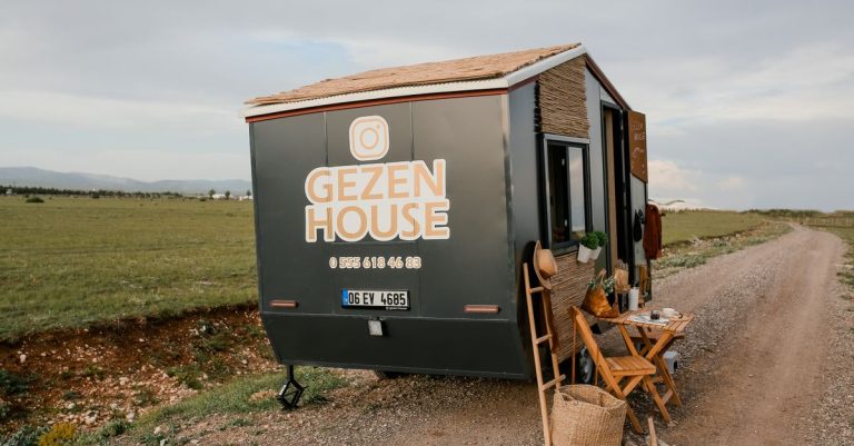 découvrez tout sur la tiny house : un habitat écologique, économique et minimaliste qui révolutionne notre manière de vivre.