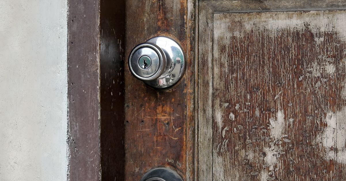 Comment Ouvrir une Porte Claquée Sans Endommager la Serrure 2 découvrez comment ouvrir une porte sans l'endommager grâce à des méthodes simples et efficaces, pour accéder rapidement et en toute sécurité.