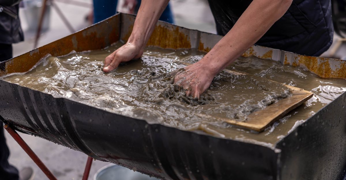 découvrez le bon dosage de mortier pour poser des pavés et obtenir un mélange adapté à une installation solide et durable.